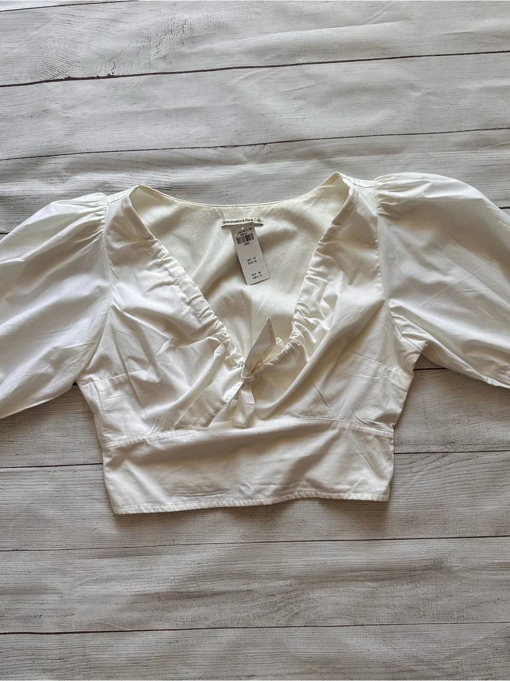 NWT Tie-Front Puff Sleeve Top size Large Abercrombie & Fitch